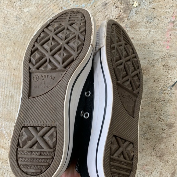 Woman’s Converse All Stars ⭐️ 👟 - Picture 5 of 5